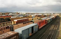 Đường sắt giảm cước vận chuyển hàng hóa 